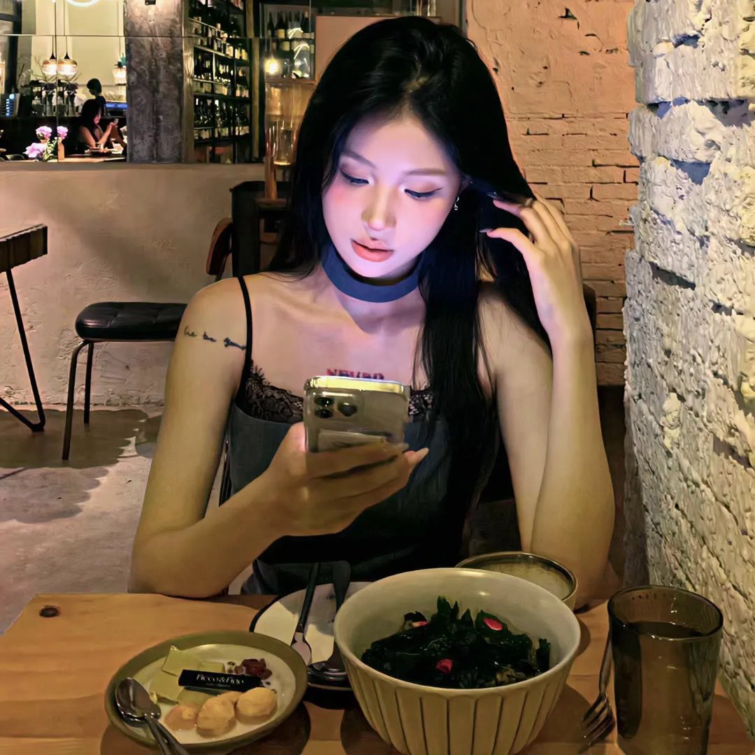 女皮条客封面