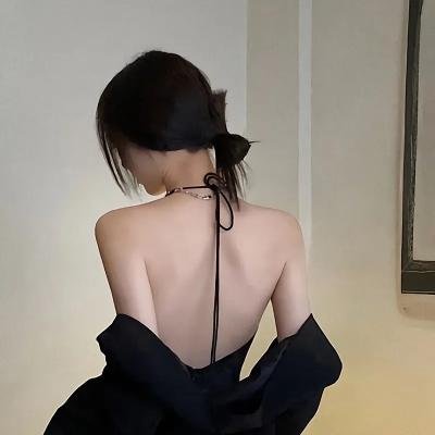 有秘密的我们第二季封面